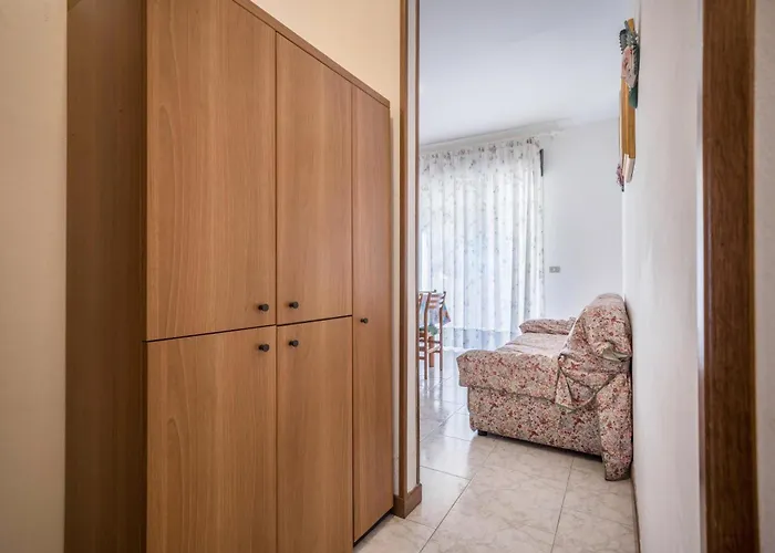 Della Bilancia 4 Appartamento *