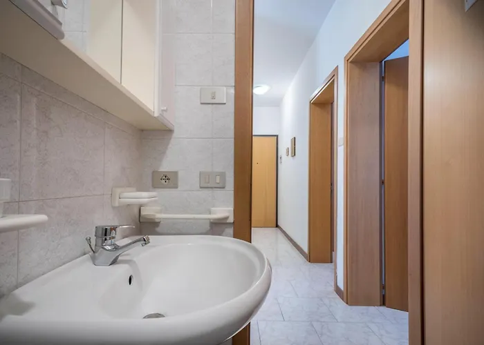 Della Bilancia 4 Appartamento *